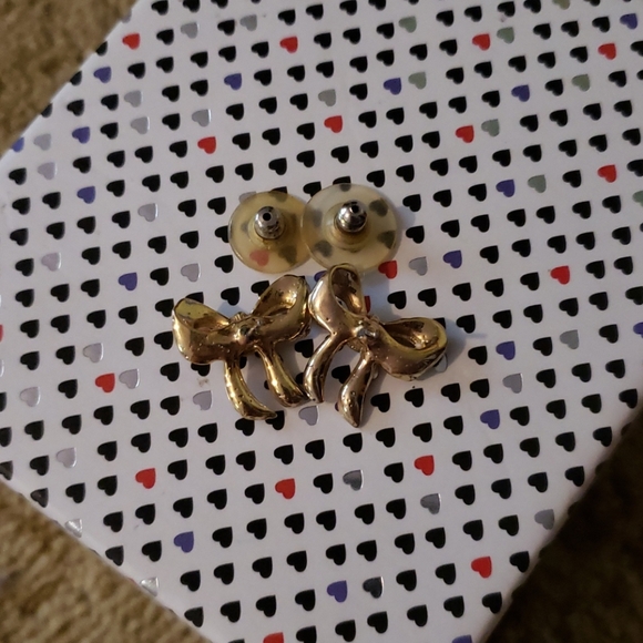 *SOLD* Elegant Blue Bow Earrings - Picture 2 of 5